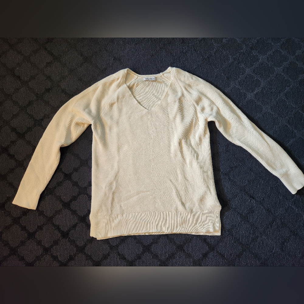 Athleta Hanover Refined V-Neck Sweater Merino Wool Blend in Ivory S Relaxed Fit